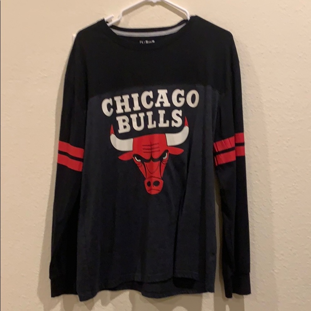 Chicago bulls long sleeve T-shirt